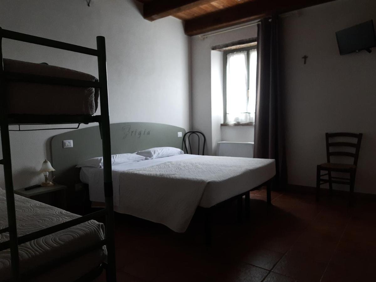 Agriturismo Antica Corte Montatteglia Zimmer foto